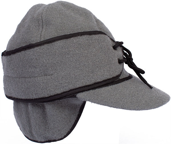 Mackenzie Wool Cap in Black