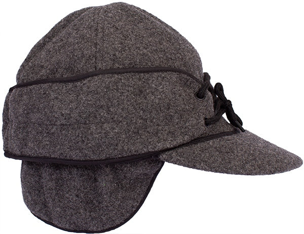 Mackenzie Wool Cap in Black