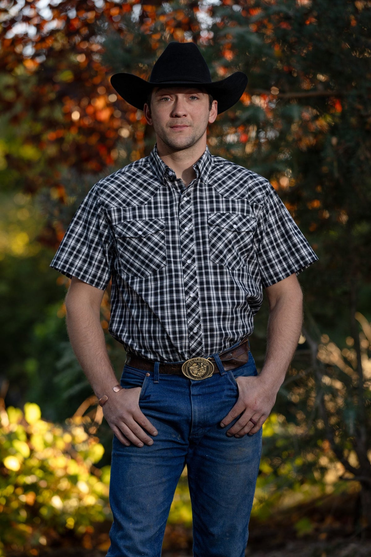 Men's Western Print Short Sleeve Shirt in #11 Red Check Plaid