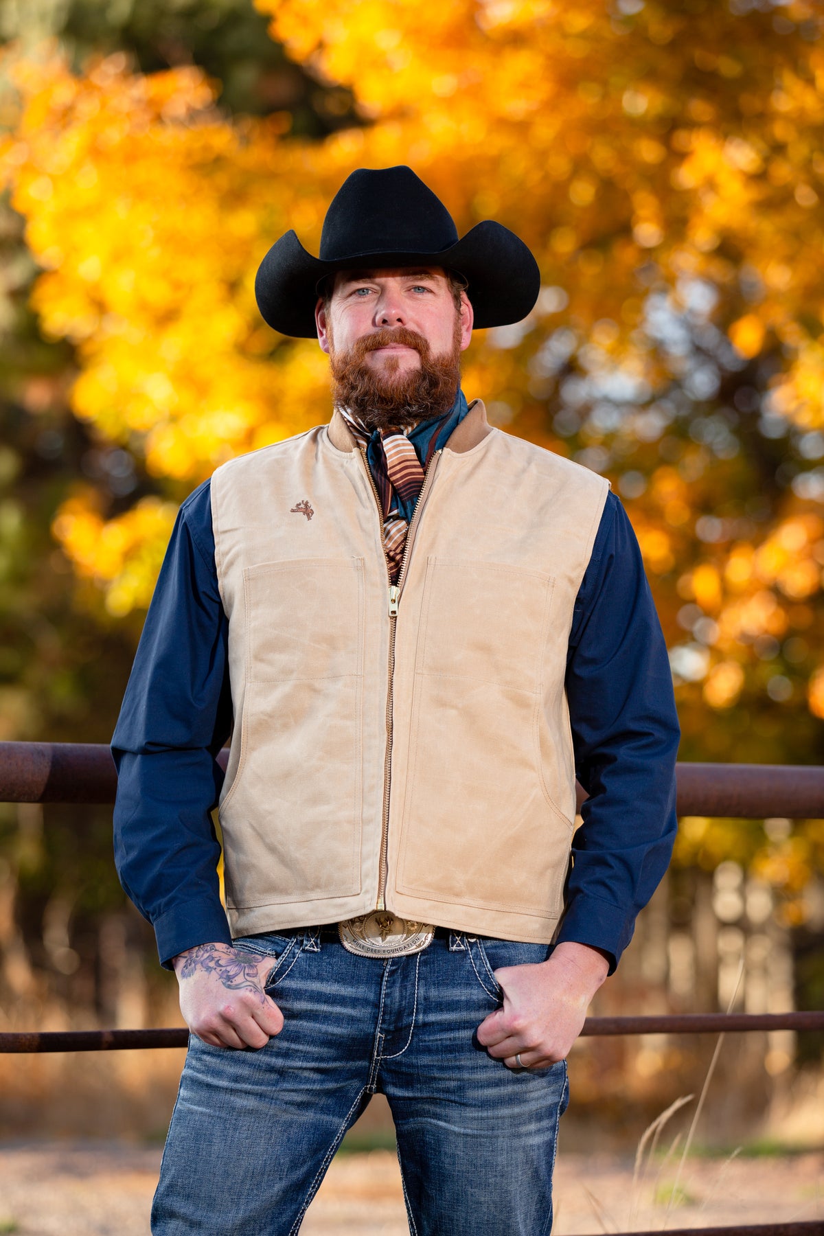 Men's Dillon Vest in Chocolate