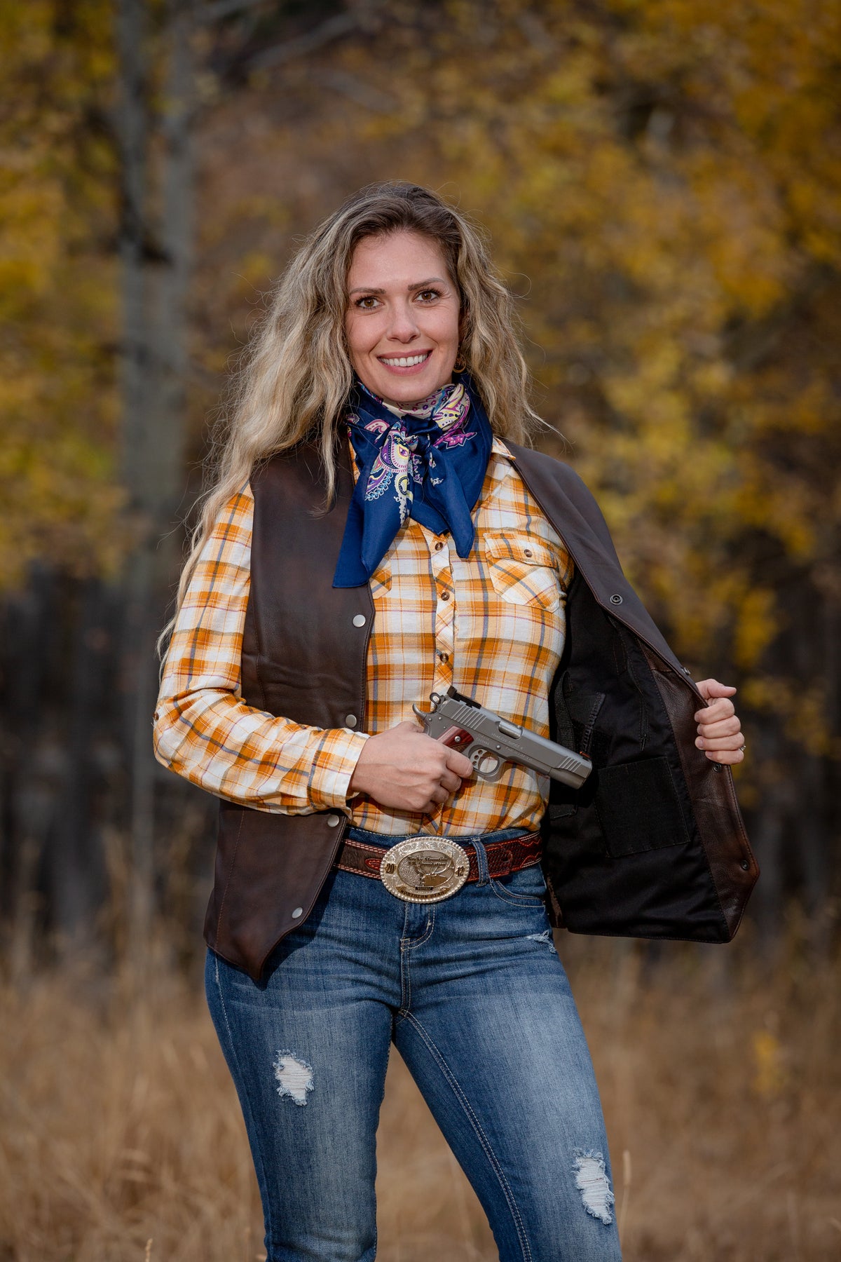 Women’s Oakley Concealed Carry Vest in Dark Antique